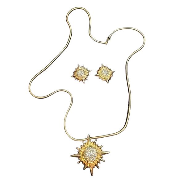 Swarovski Crystals Gold Tone Celestial Northern Star Rhinestone Necklace Set - Picture 1 of 10